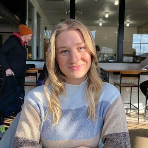 Meet your Posher, Annie